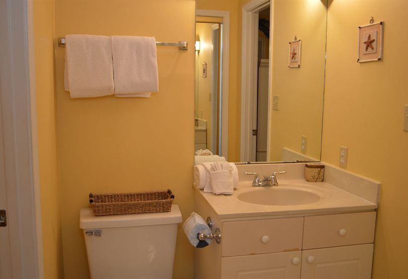 Resortquest Rentals at Crystal Villas  | Destin | Florida | United States 19