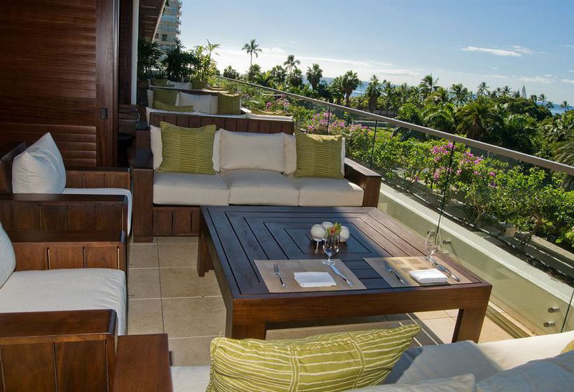 Hotel Jet Luxury At The Trump Waikiki  | Honolulu | Hawaii | United States 1