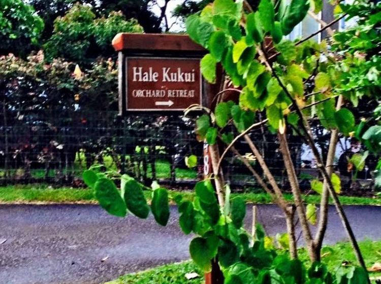 Hale Kukui Orchard & Resort 