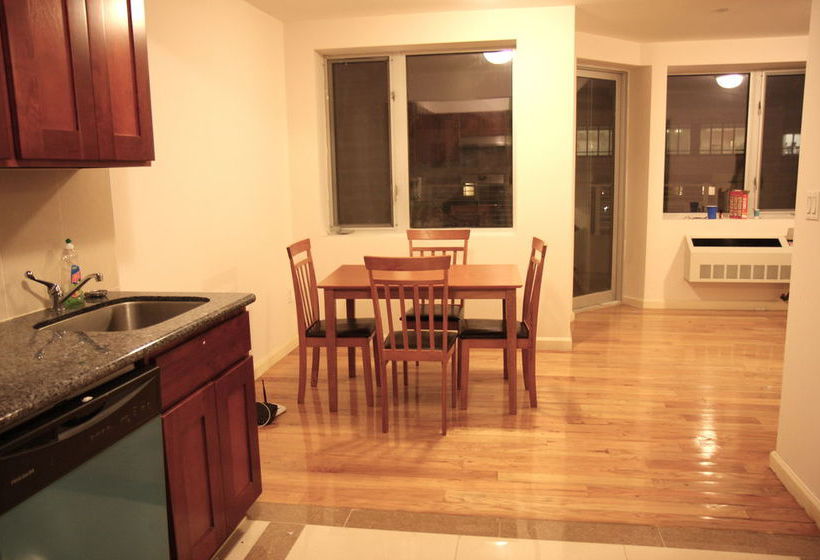 Pensión Anyi Guesthouse Flushing  | Flushing | Nueva York | Estados Unidos 4