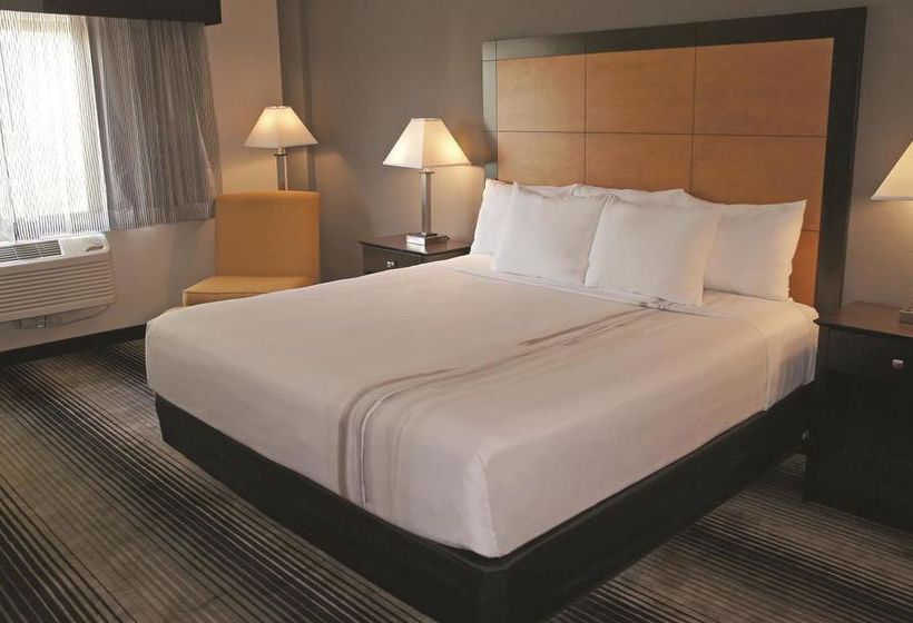 Hotel La Quinta Inn & Suites Chicago Lake Shore  | Chicago | Illinois | United States 17