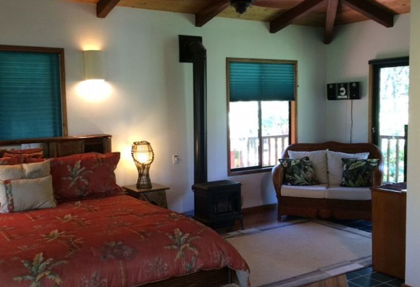 Hotel Kilauea Volcano Cottages  | Volcano | Hawaii | United States 16