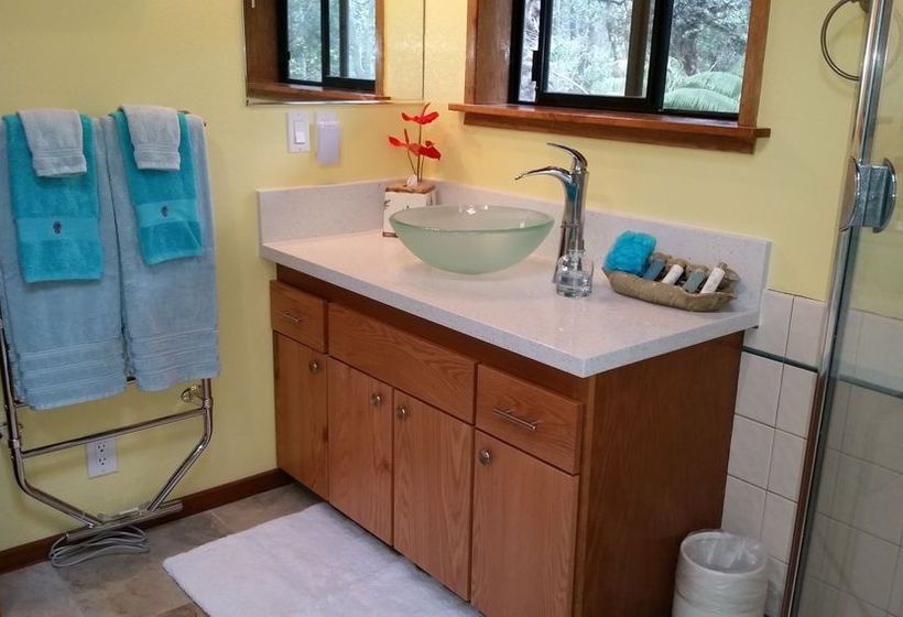 Hotel Kilauea Volcano Cottages  | Volcano | Hawaii | United States 19