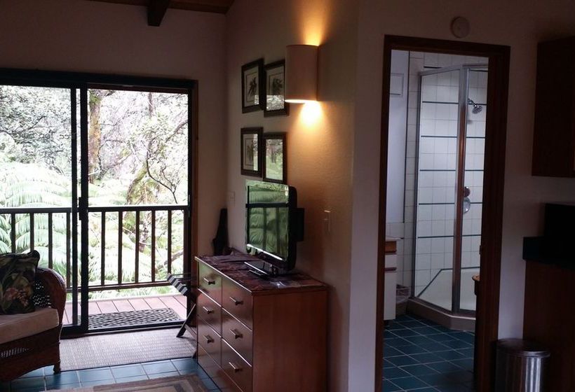 Hotel Kilauea Volcano Cottages  | Volcano | Hawaii | United States 8