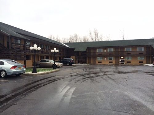 Motel Hospitality Inn - Buffalo Airport Williamsville