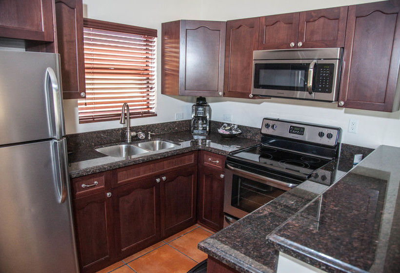 The Coral Reef  | Hollywood | Florida | United States 5