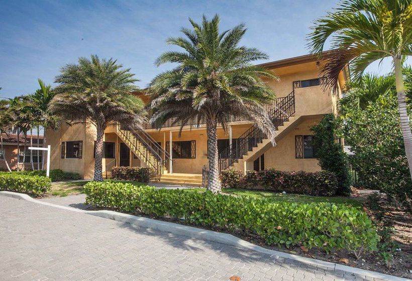 The Coral Reef  | Hollywood | Florida | United States 7