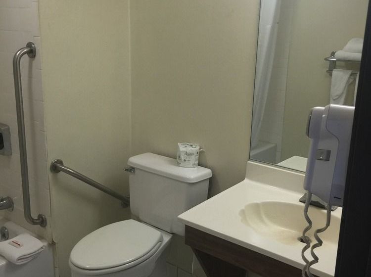 Hotel Days Inn Cortland McGraw  | Mcgraw | Nueva York | United States 14