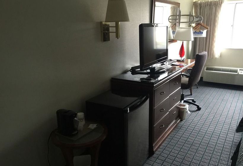 Hotel Days Inn Cortland McGraw  | Mcgraw | Nueva York | United States 9