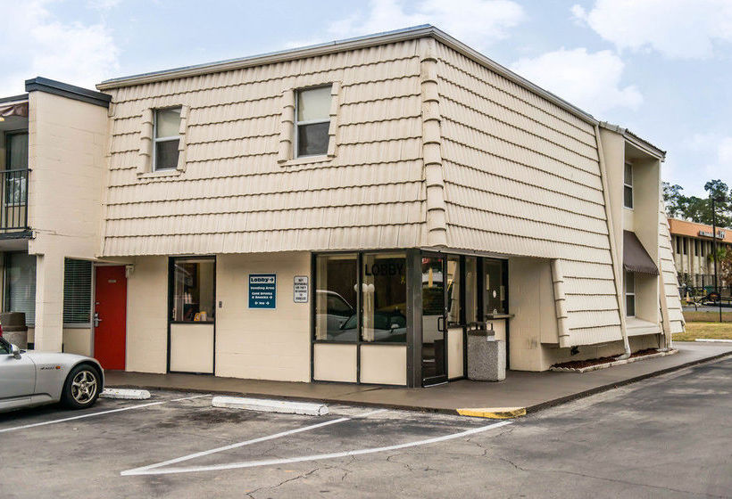 Hotel Econo Lodge North  | Tallahassee | Florida | United States 6
