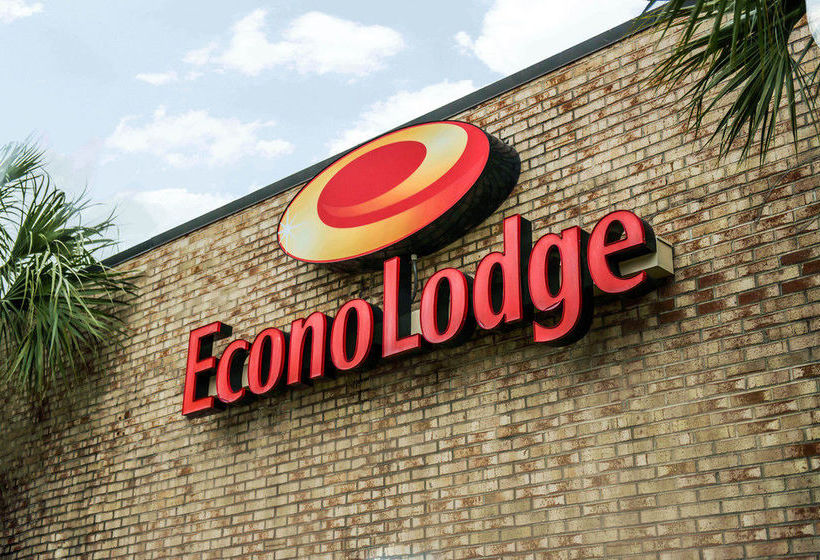 Hotel Econo Lodge North  | Tallahassee | Florida | United States 8