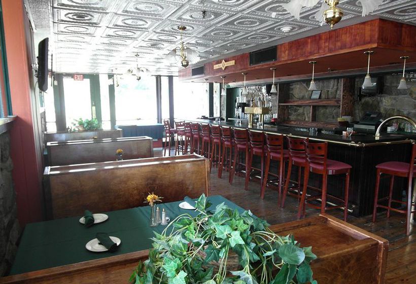 Resort Fort William Henry Lake George