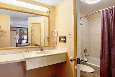 Hotel Days Inn & Suites Davenport  | Davenport | Florida | United States 4
