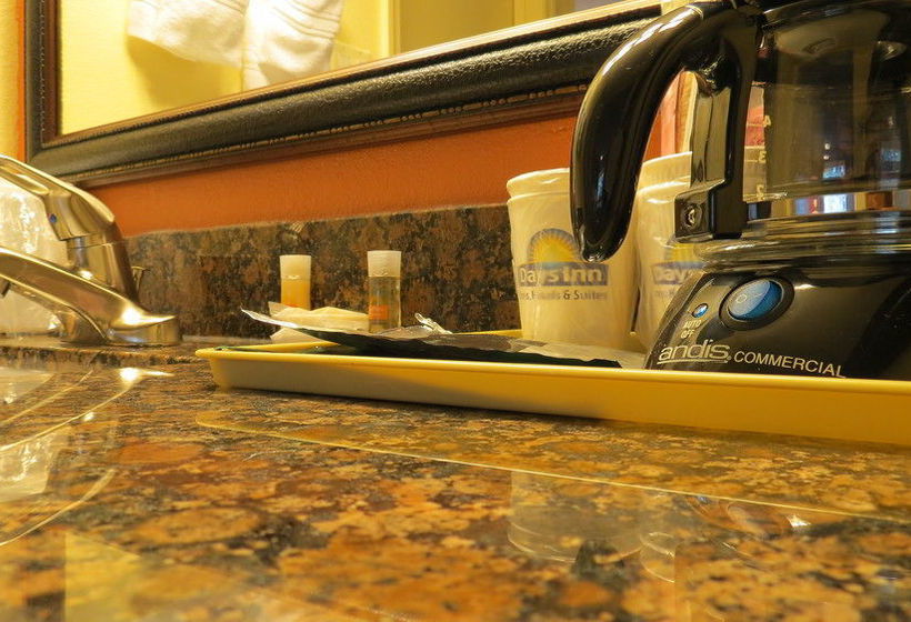 Motel Days Inn Brooksville 