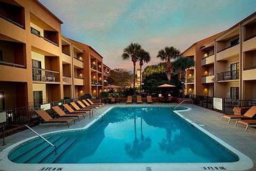 Hotel Courtyard By Marriott