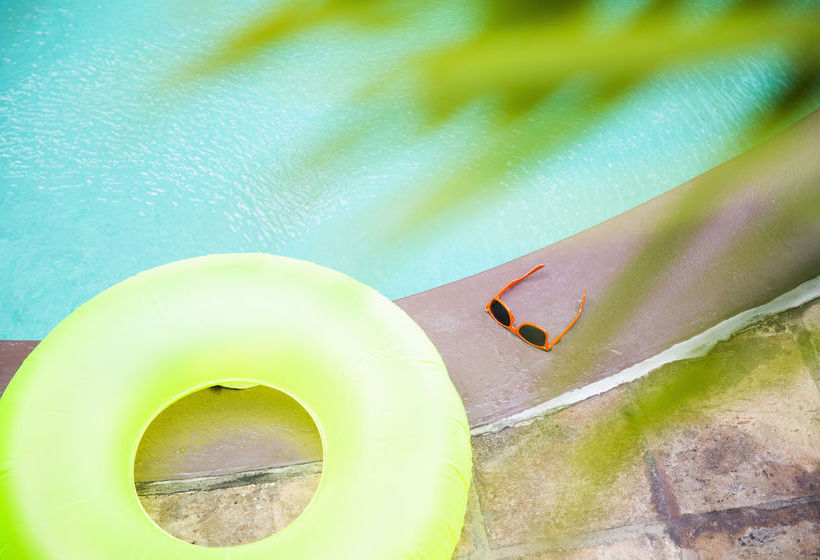 Coconut Waikiki Hotel  | Honolulu | Hawaii | United States 10