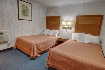 Hotel Rodeway Inn & Suites Niagara Falls  | Niagara Falls | Nueva York | United States 5