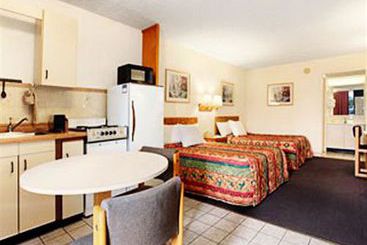 Hotel Days Inn & Suites Clearwate  | Clearwater | Florida | United States 4