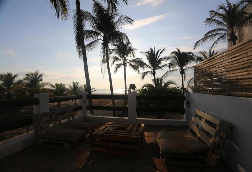 Bed and Breakfast Akadia La Punta 