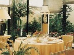 Hotel Moderne La Charmille Chateaux 