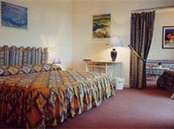 Hotel Moderne La Charmille Chateaux  | Chatellerault | Vienne | Francia 1