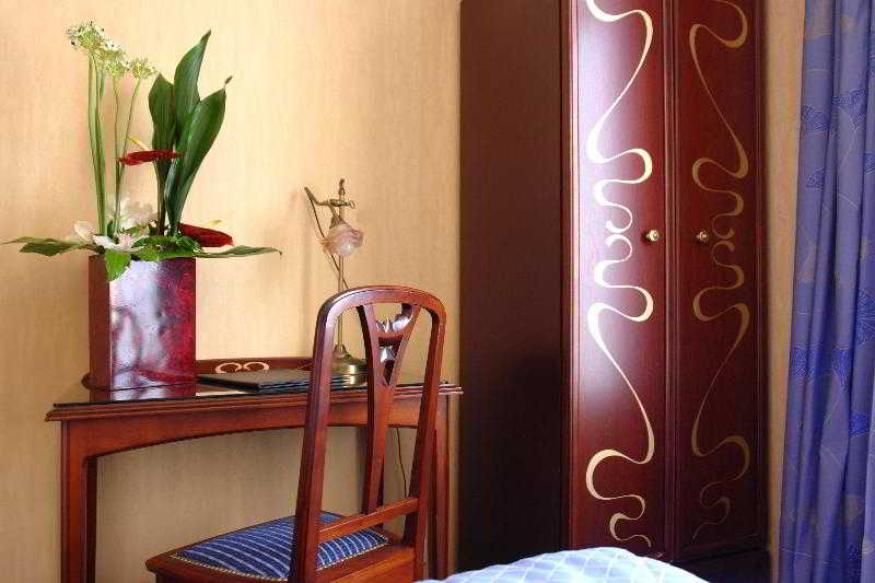 Hôtel Ambassade  | Paris | Paris | France 4