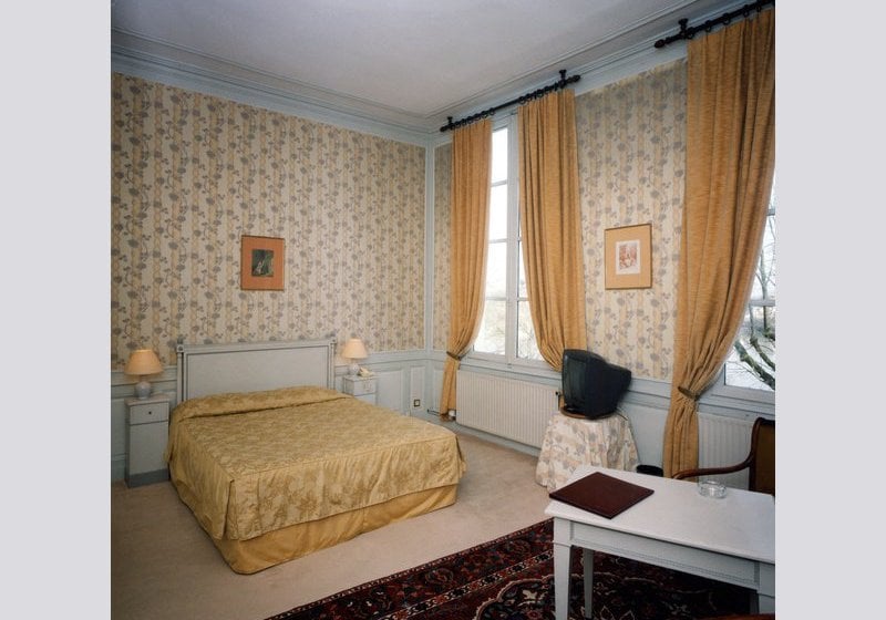 Anne d'Anjou Chateaux & Hotels De France 