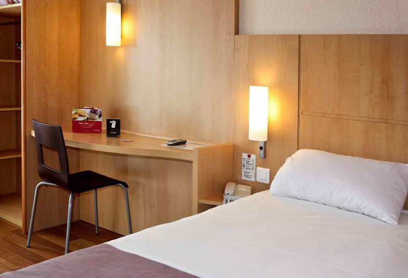 Hôtel Ibis Avignon Centre Pont de l'Europe  | Avignon | Vaucluse | France 8