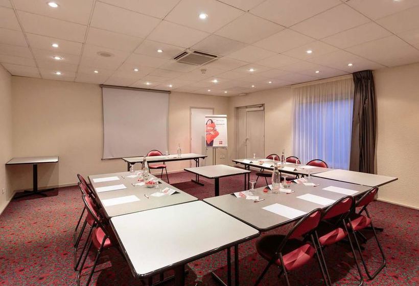 Hôtel Ibis Clermont Ferrand Sud Carrefour Herbet  | Clermont Ferrand | Puy-de-Dome | France 10