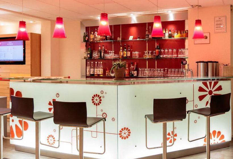 Hôtel Ibis Clermont Ferrand Sud Carrefour Herbet  | Clermont Ferrand | Puy-de-Dome | France 11