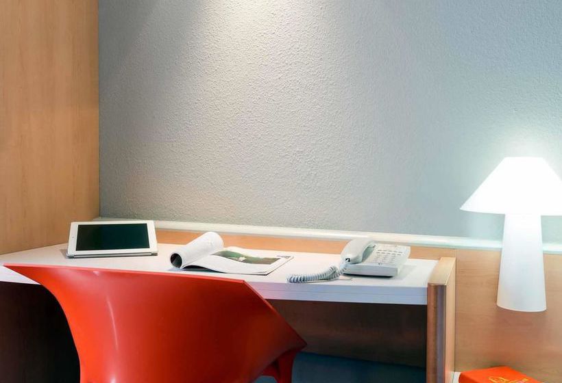 Hôtel ibis La Rochelle Centre Historique  | La Rochelle | Charente-Maritime | France 9