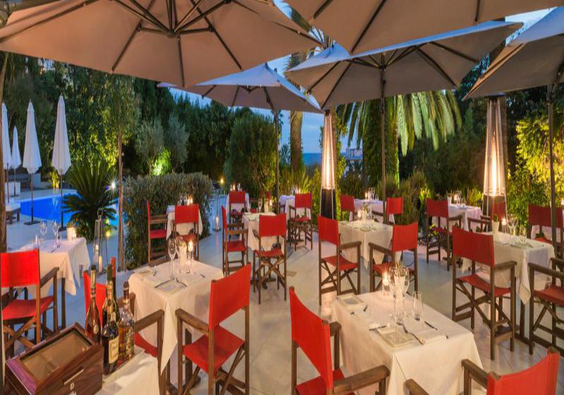 Hôtel Chateau de La Tour  | Cannes | Alpes-Maritimes | France 15