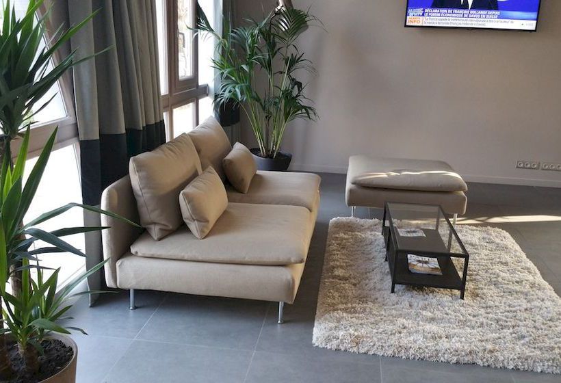 Hôtel L'Amandier  | Nanterre | Hauts-de-Seine | France 1