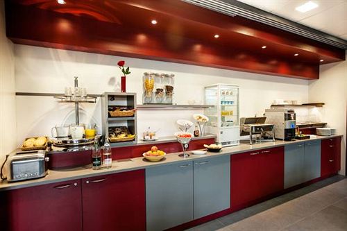 Hôtel L'Amandier  | Nanterre | Hauts-de-Seine | France 12