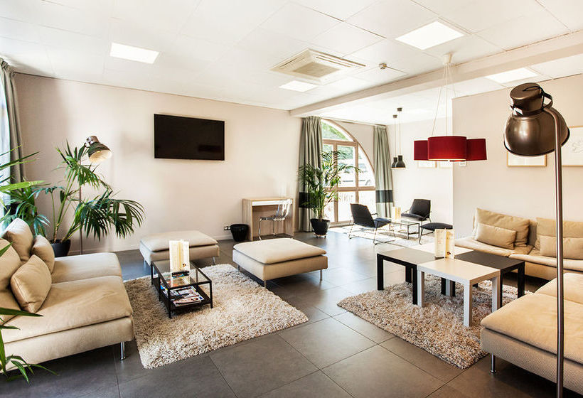 Hôtel L'Amandier  | Nanterre | Hauts-de-Seine | France 4