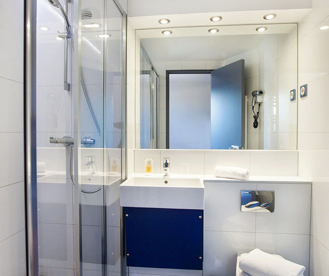 Hôtel L'Amandier  | Nanterre | Hauts-de-Seine | France 9