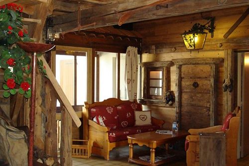 Inter-Hotel Porte de Geneve  | Gaillard | Haute-Savoie | France 20