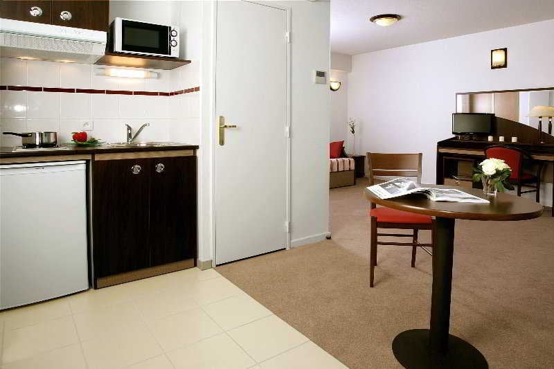 Appart'City Pau Hyper Centre  | Pau | Pyrenees-Atlantiques | France 7