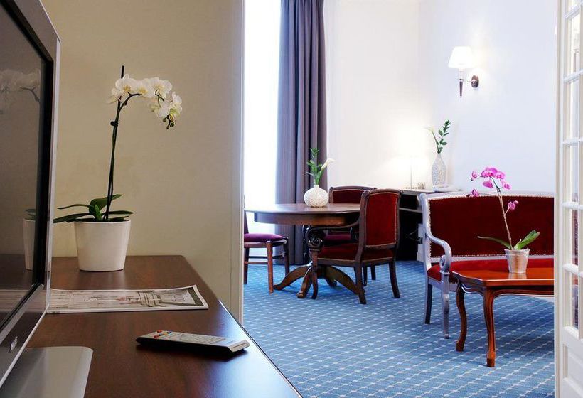 Hôtel Cyrnos  | Paris | Paris | France 12