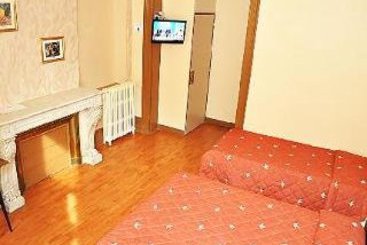 Hotel Dauphin  | Bordeaux | Gironde | France 2