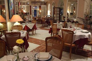 Hôtel De France  | Loches | Indre-et-Loire | France 1