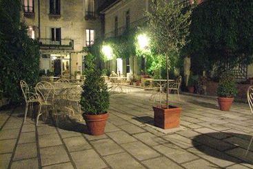 Hôtel De France  | Loches | Indre-et-Loire | France 2