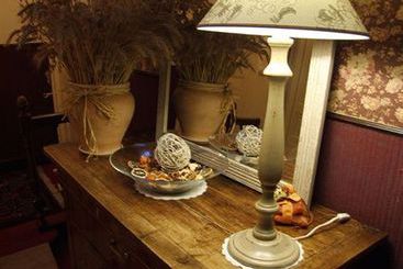 Hôtel De France  | Loches | Indre-et-Loire | France 3