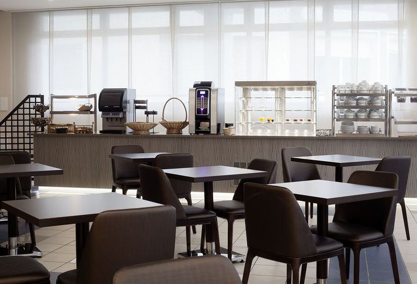 Hôtel Grignan  | Vichy | Allier | France 1