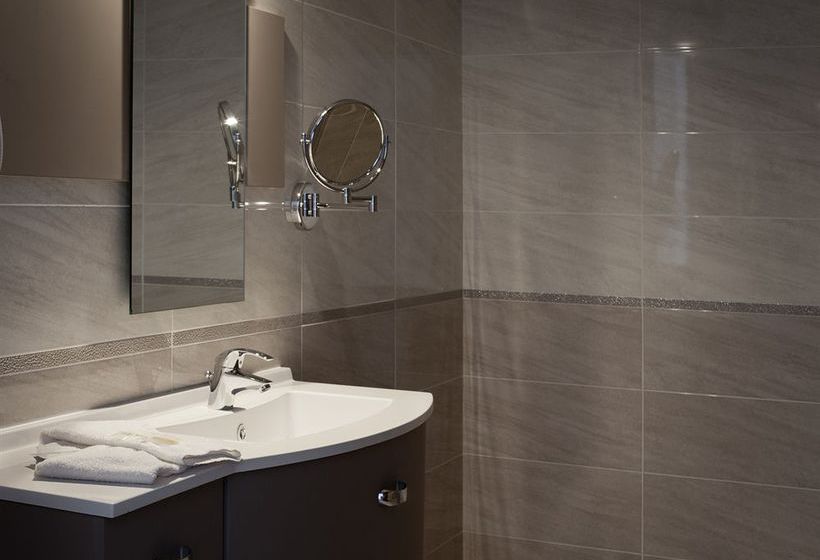 Hôtel Grignan  | Vichy | Allier | France 11