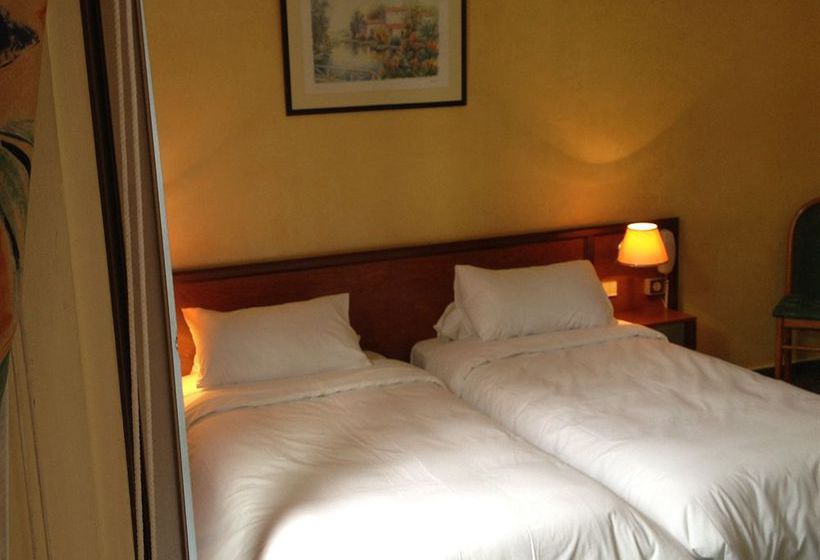 Hôtel Grignan  | Vichy | Allier | France 18