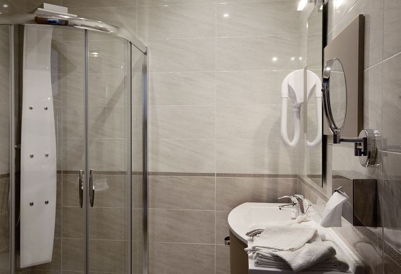 Hôtel Grignan  | Vichy | Allier | France 4