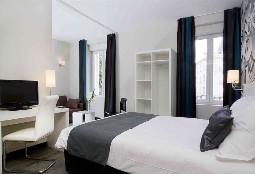 Inter-Hotel De l'Univers  | Montlucon | Allier | France 15