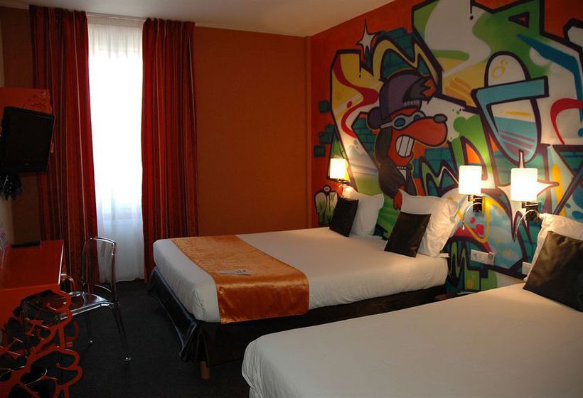 Inter-Hotel De l'Univers  | Montlucon | Allier | France 7