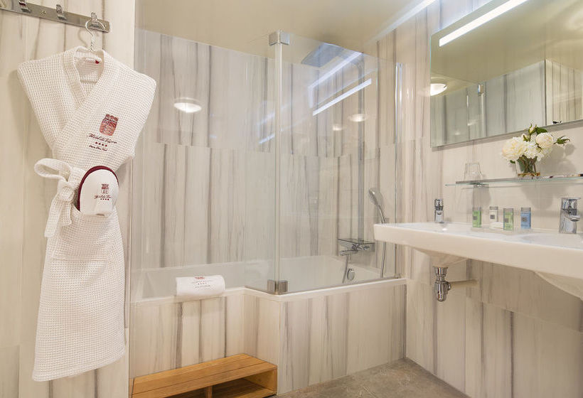 Hôtel De Varenne  | Paris | Paris | France 18